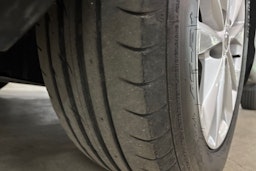 Punainen Nissan Qashqai 2017 kuva 13.