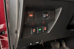 Punainen Nissan Qashqai 2017 kuva 22.