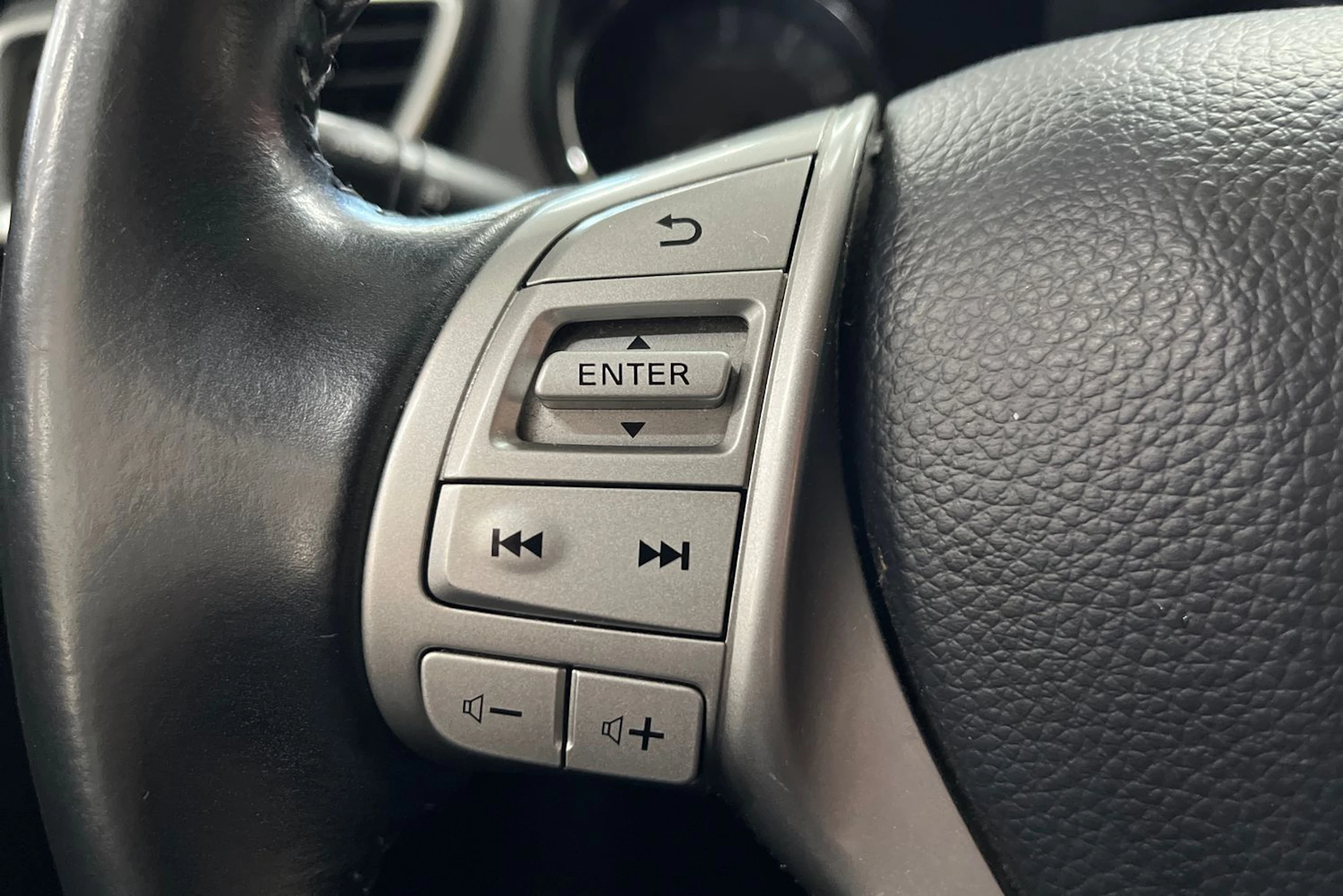 Sininen Nissan Qashqai 2017 kuva 13.