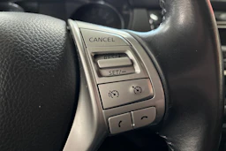 Sininen Nissan Qashqai 2017 kuva 14.