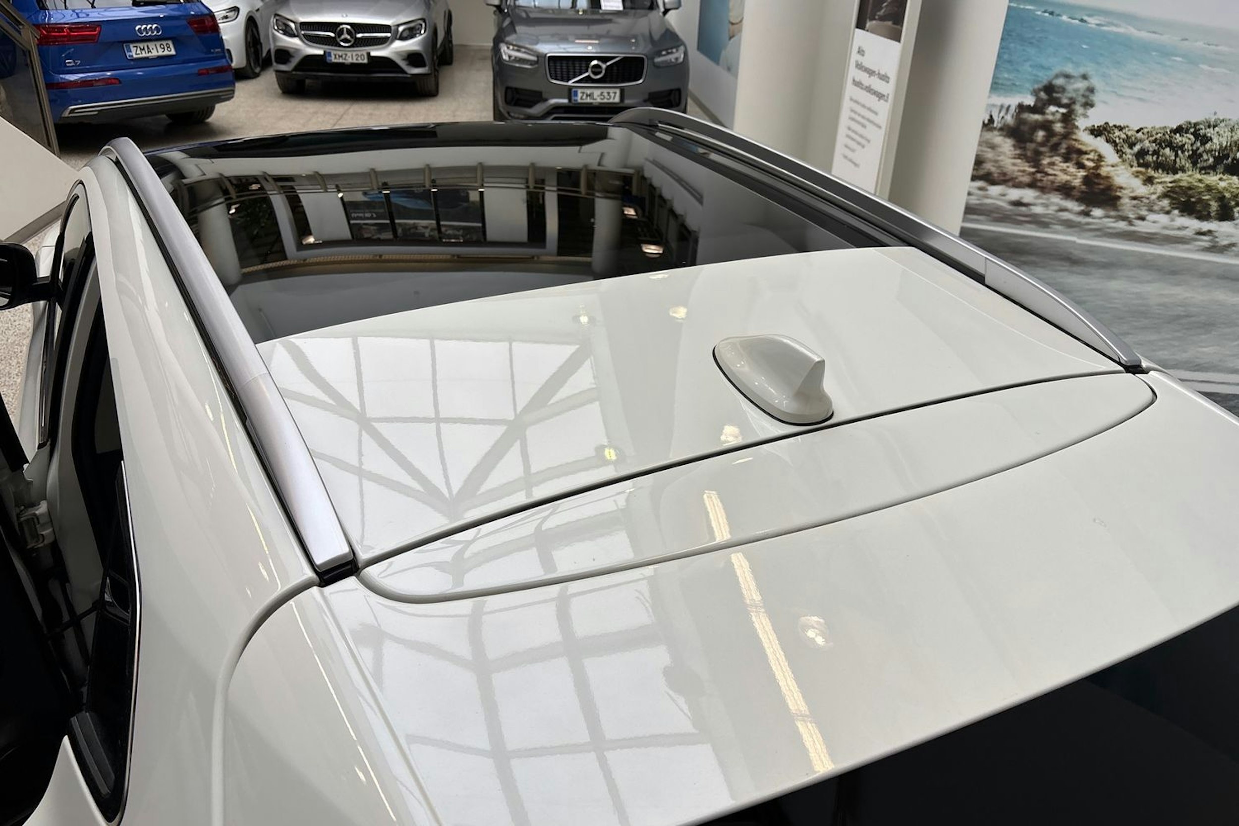 valkoinen Nissan Qashqai 2017 kuva 14.