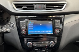 valkoinen Nissan Qashqai 2017 kuva 22.
