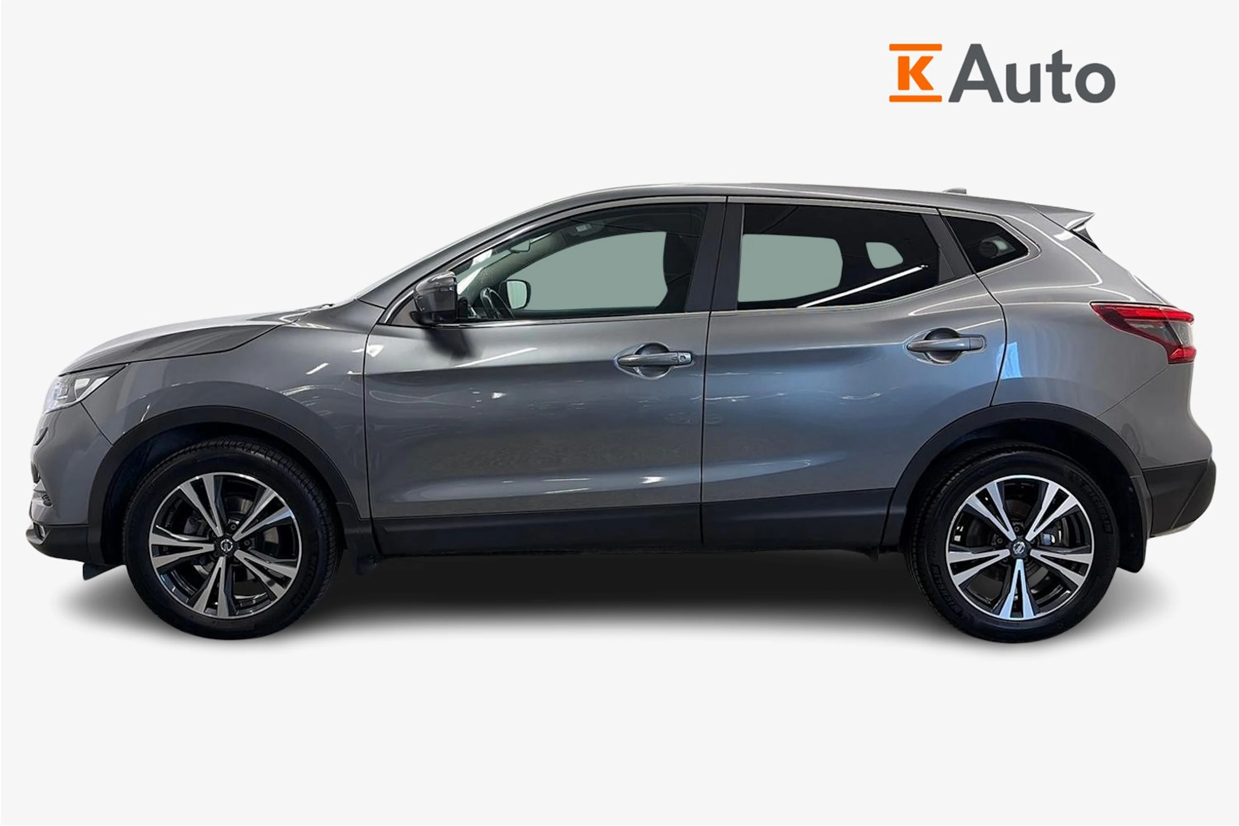 harmaa Nissan Qashqai 2017 kuva 5.