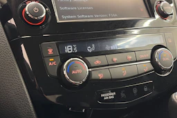 harmaa Nissan Qashqai 2017 kuva 19.