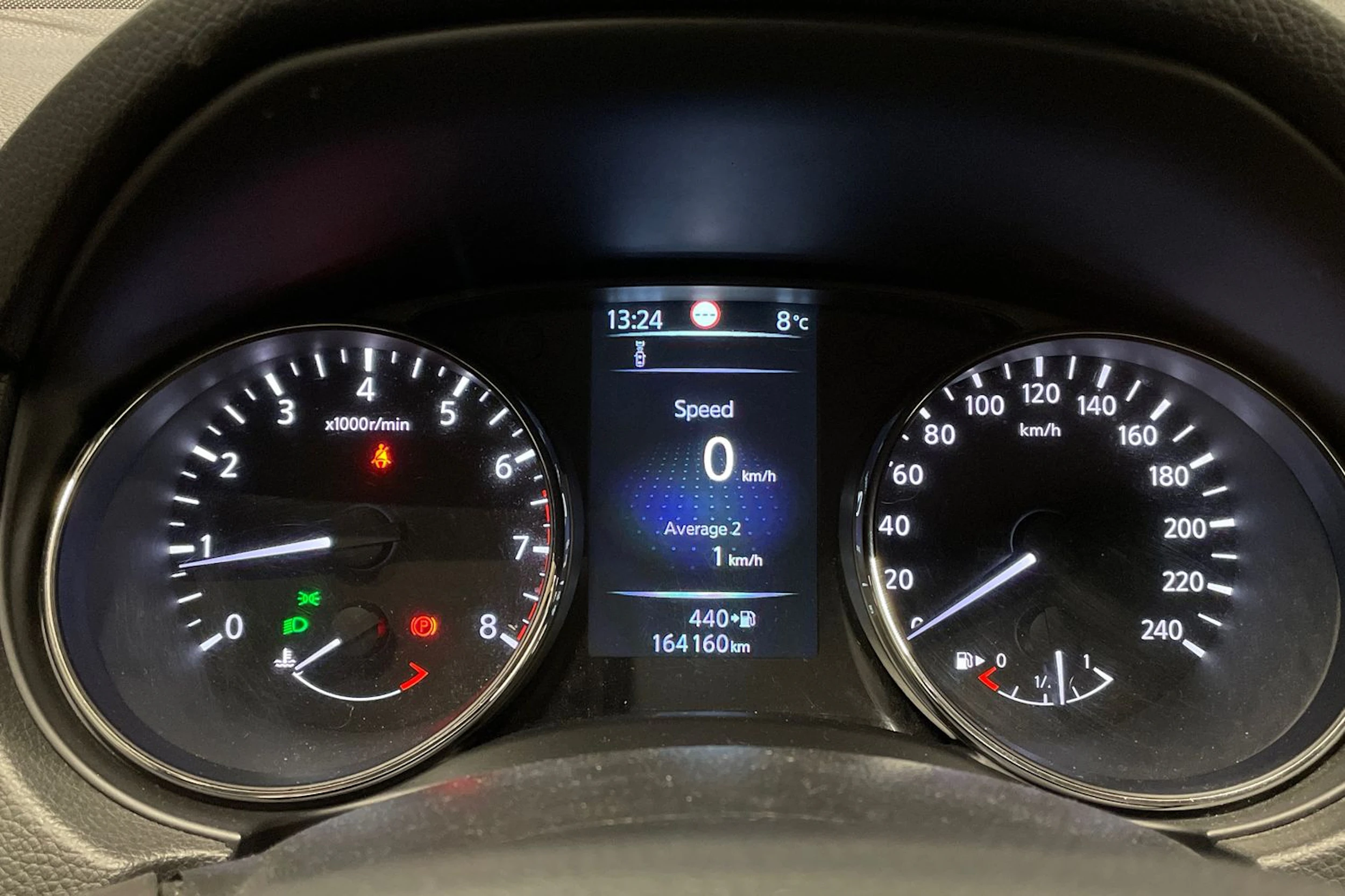 punainen Nissan Qashqai 2017 kuva 16.