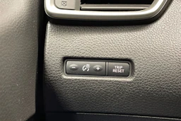 punainen Nissan Qashqai 2017 kuva 21.