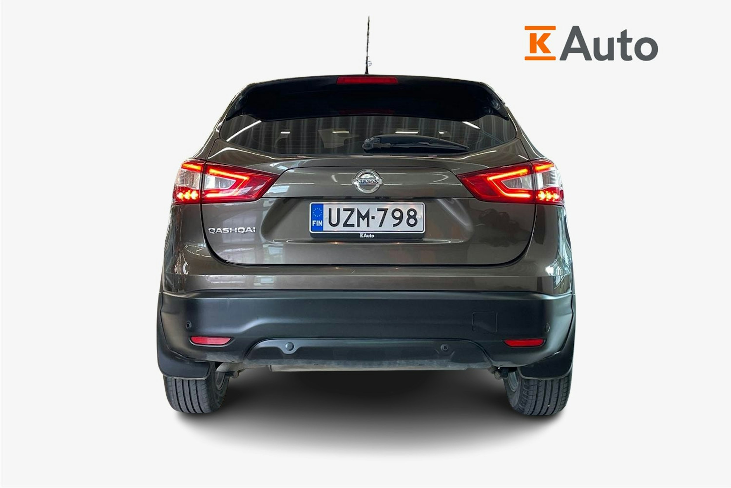 Ruskea (beige) Nissan Qashqai 2017 kuva 3.