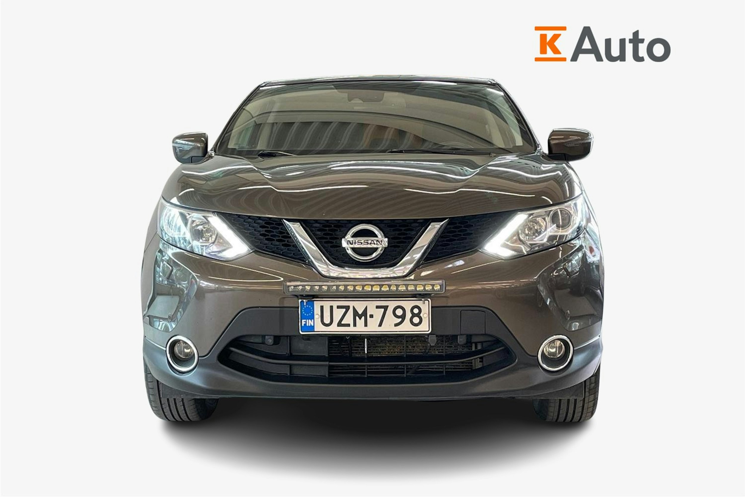 Ruskea (beige) Nissan Qashqai 2017 kuva 5.