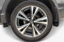 harmaa Nissan Qashqai 2017 kuva 11.