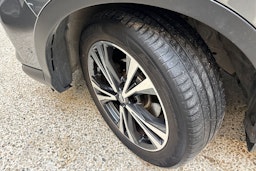 harmaa Nissan Qashqai 2017 kuva 13.