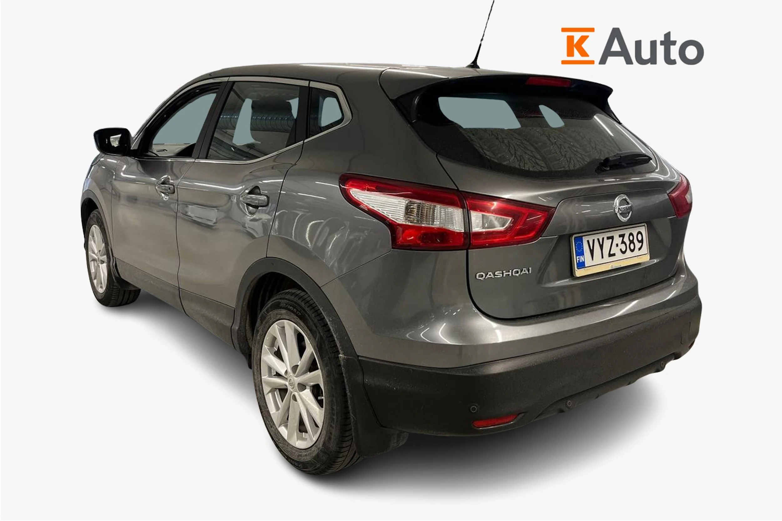 Harmaa Nissan Qashqai 2017 kuva 2.