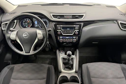 Harmaa Nissan Qashqai 2017 kuva 9.