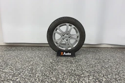 Harmaa Nissan Qashqai 2017 kuva 13.