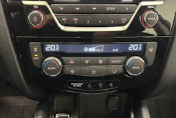Harmaa Nissan Qashqai 2017 kuva 21.
