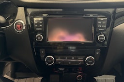musta Nissan Qashqai 2017 kuva 17.