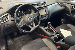 Musta Nissan Qashqai 2017 kuva 6.