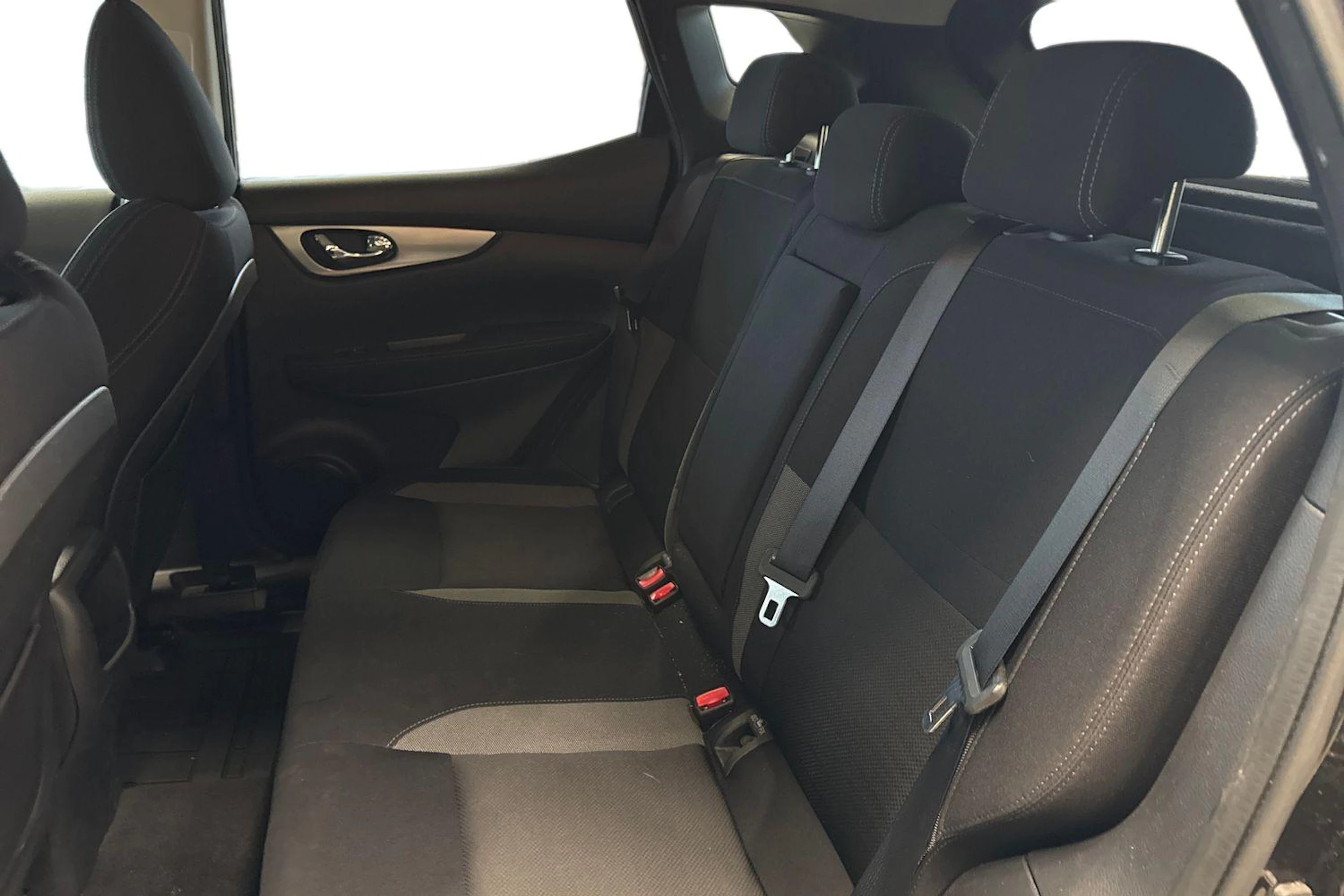 Musta Nissan Qashqai 2017 kuva 8.