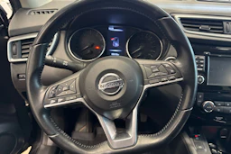 Musta Nissan Qashqai 2017 kuva 11.