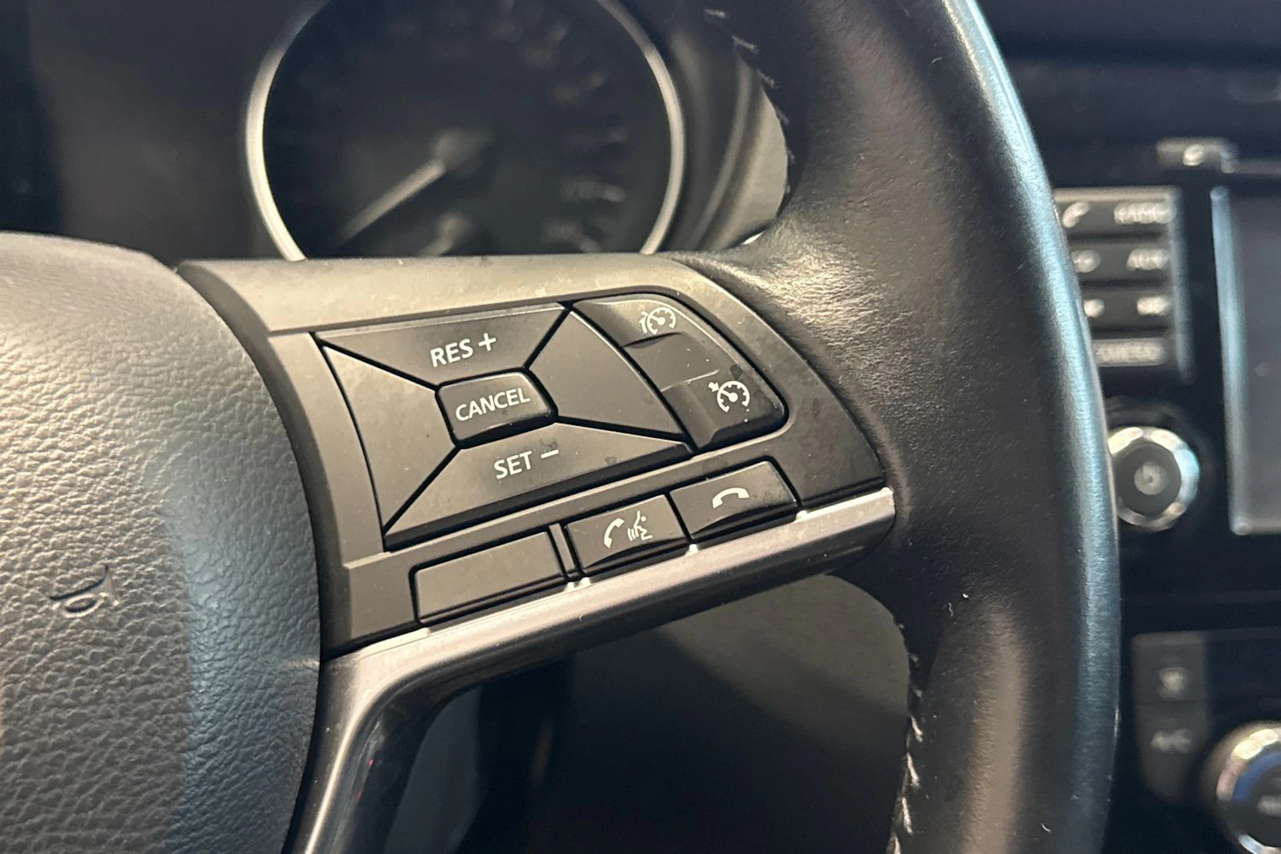 Musta Nissan Qashqai 2017 kuva 13.