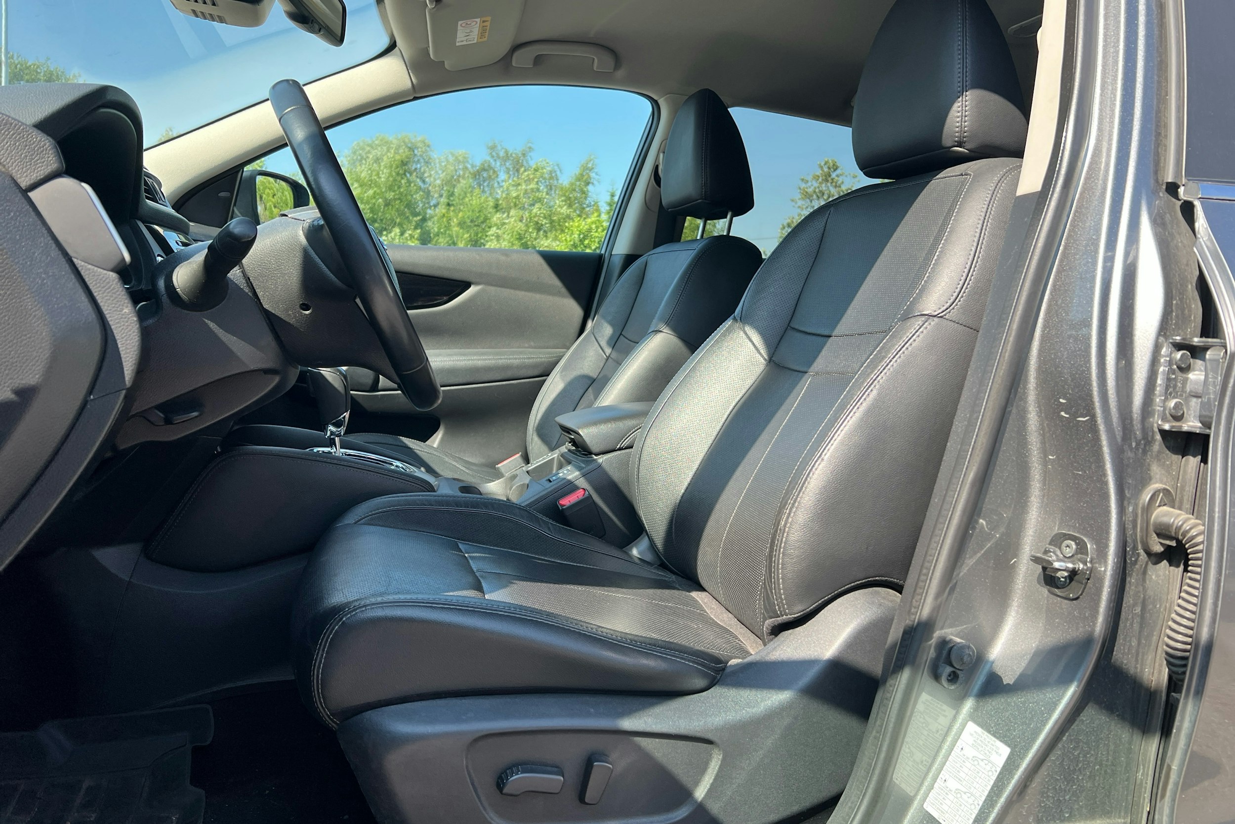 harmaa Nissan Qashqai 2017 kuva 3.