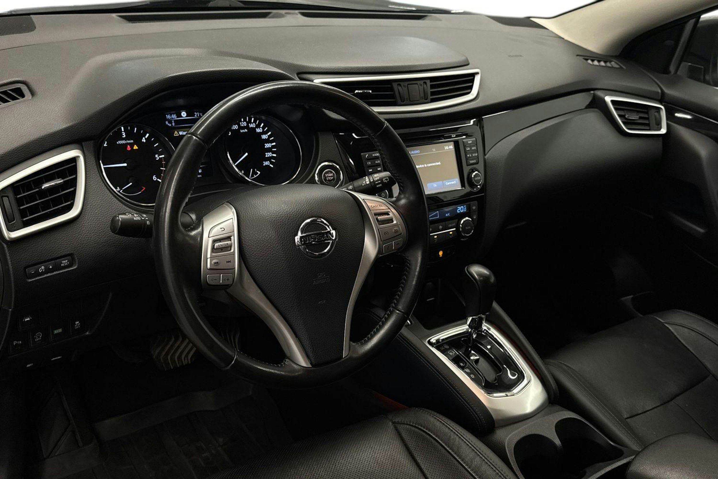 harmaa Nissan Qashqai 2017 kuva 7.