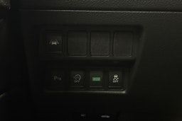 harmaa Nissan Qashqai 2017 kuva 19.