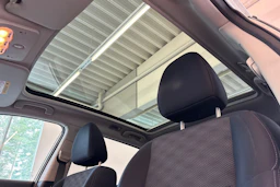 Valkoinen Nissan Qashqai 2017 kuva 21.