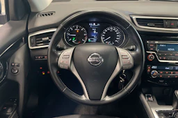 musta Nissan Qashqai 2017 kuva 16.