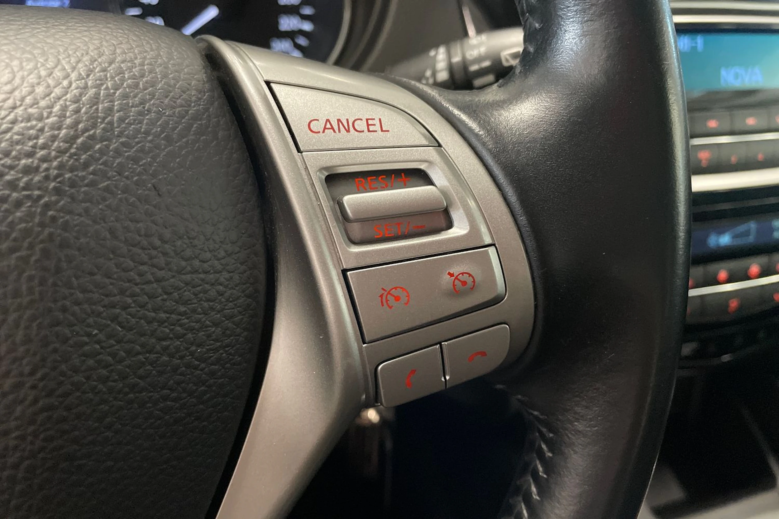musta Nissan Qashqai 2017 kuva 18.