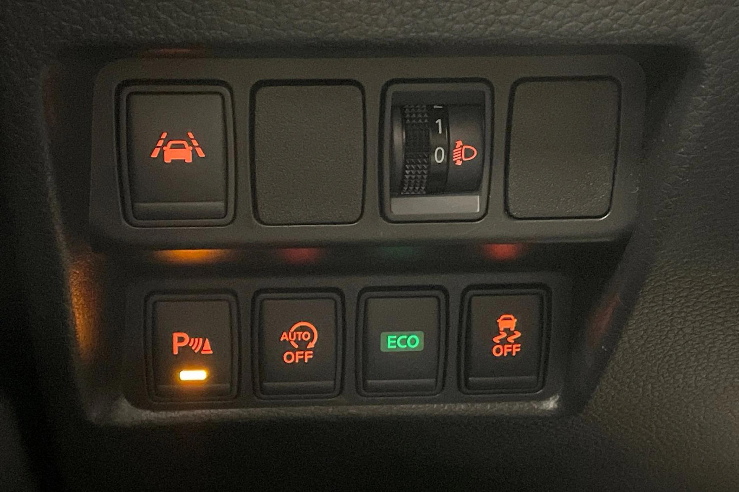 musta Nissan Qashqai 2017 kuva 20.