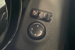 musta Nissan Qashqai 2017 kuva 26.