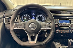 ruskea (beige) Nissan Qashqai 2018 kuva 16.