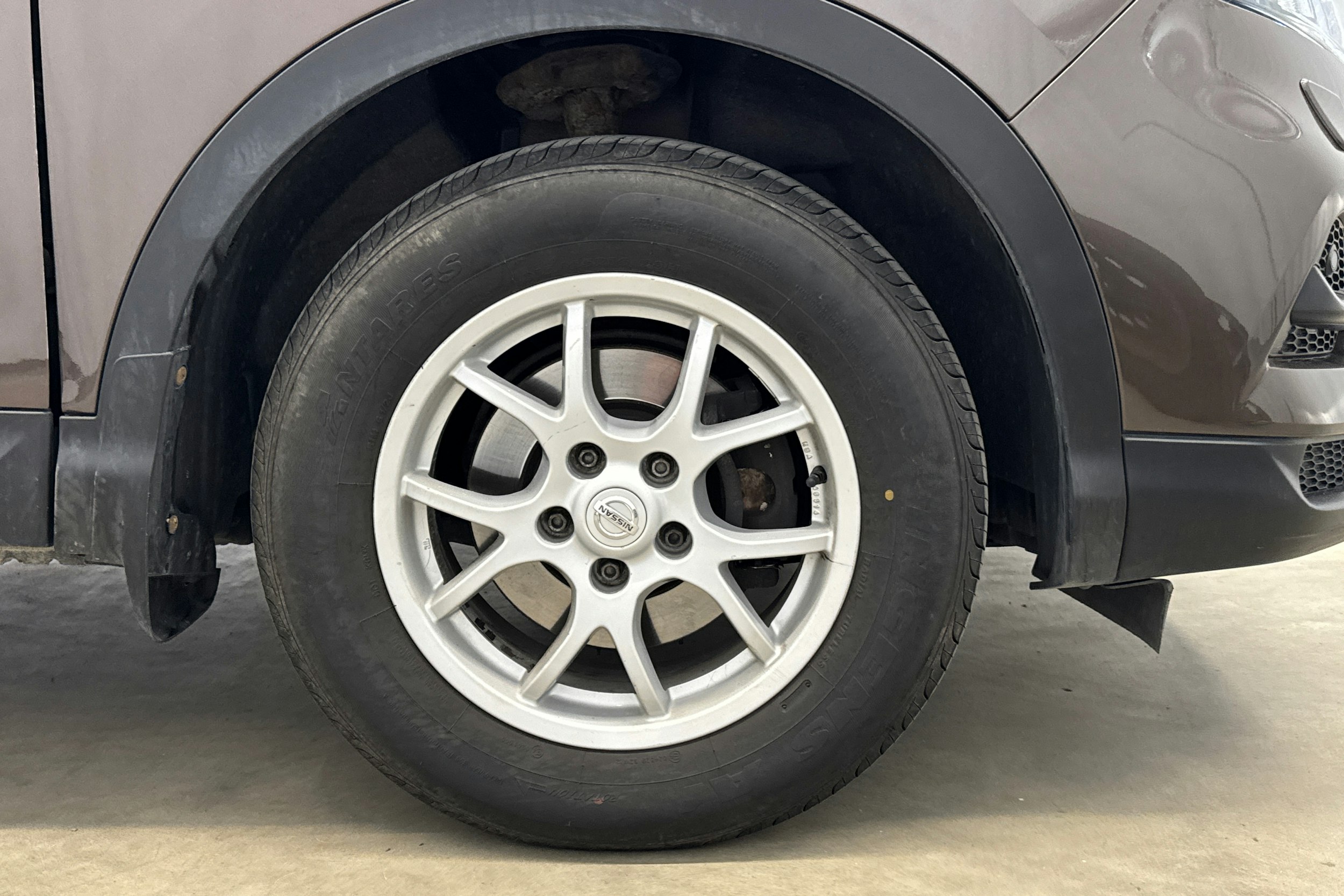 ruskea (beige) Nissan Qashqai 2018 kuva 26.