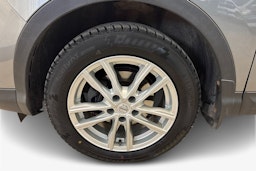 Harmaa Nissan Qashqai 2018 kuva 11.