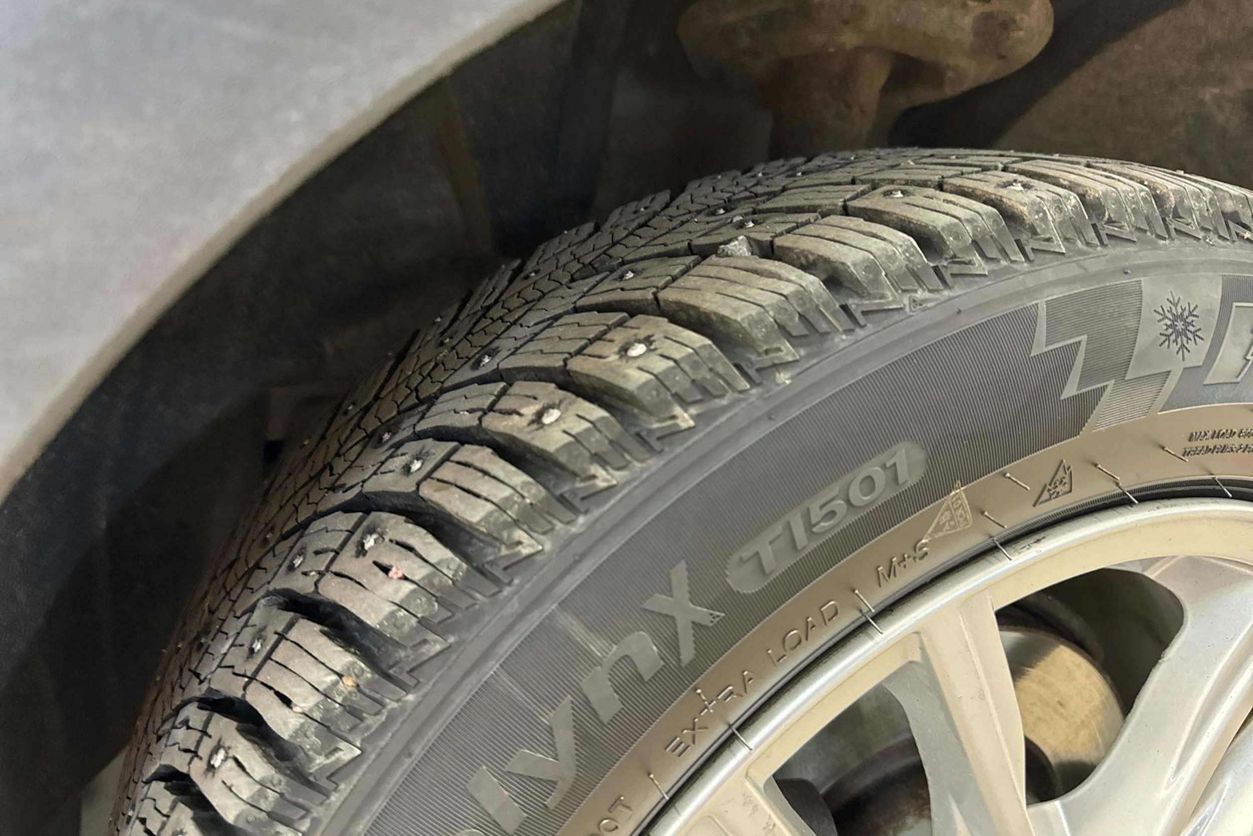 Harmaa Nissan Qashqai 2018 kuva 14.