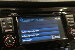 punainen Nissan Qashqai 2018 kuva 21.