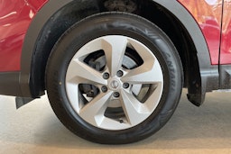 punainen Nissan Qashqai 2018 kuva 9.