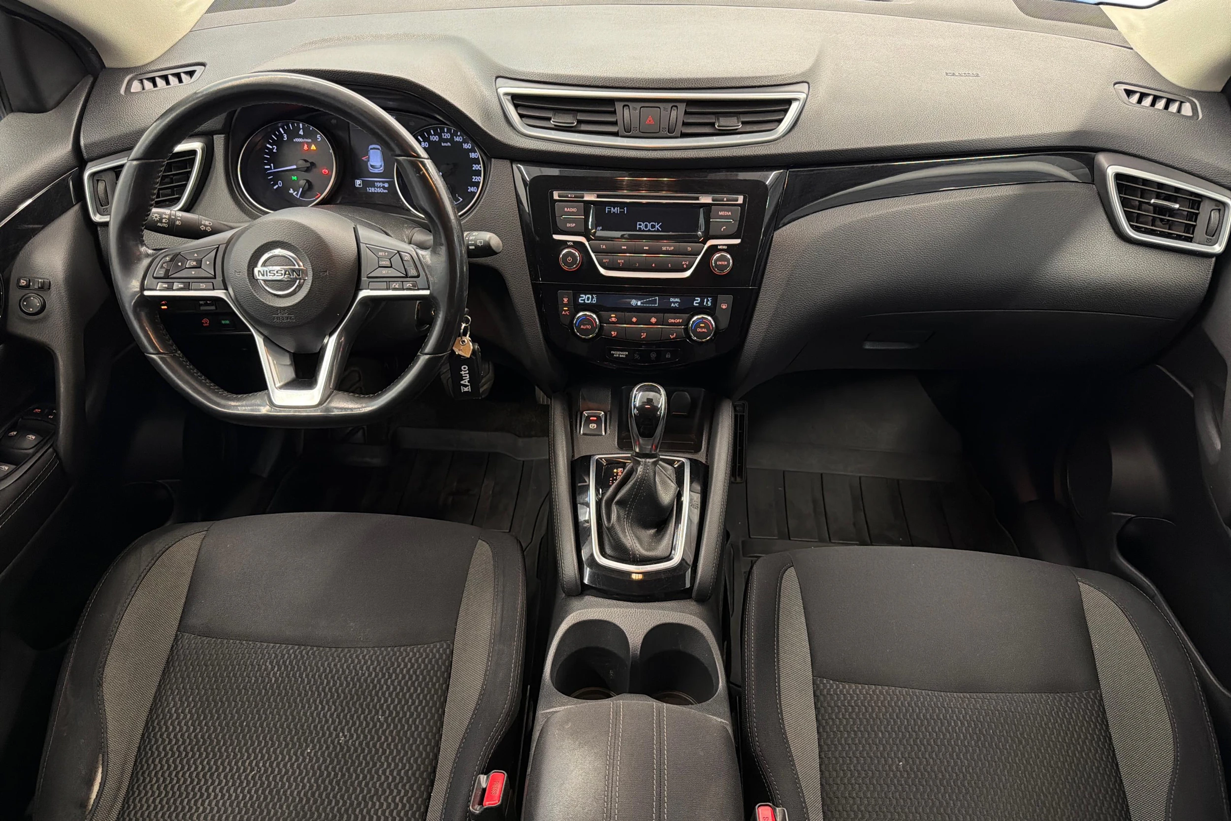 sininen Nissan Qashqai 2018 kuva 7.
