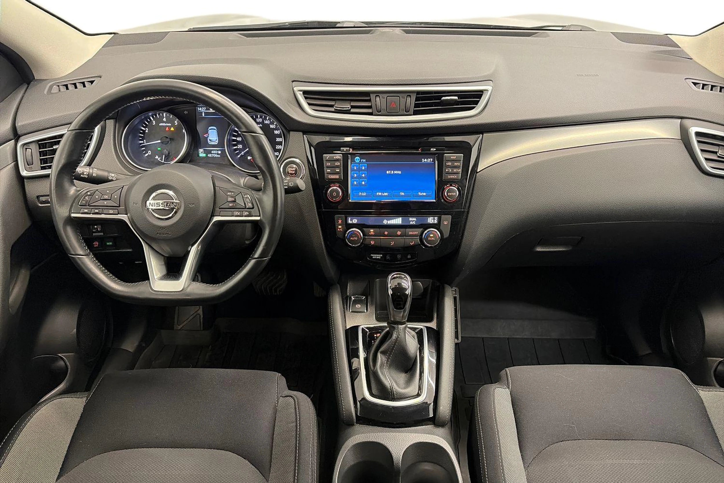 met. harmaa Nissan Qashqai 2018 kuva 7.