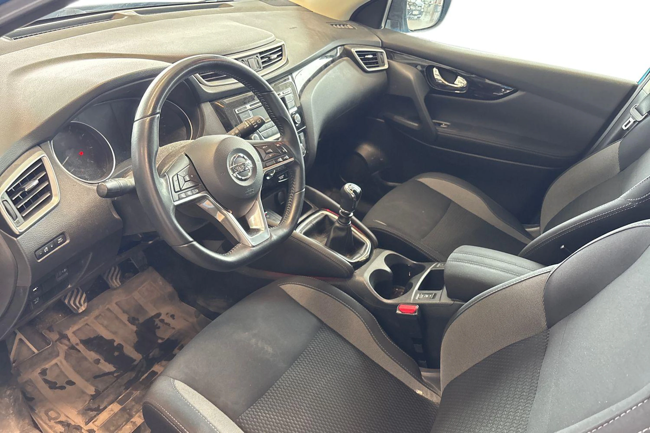 sininen Nissan Qashqai 2018 kuva 3.