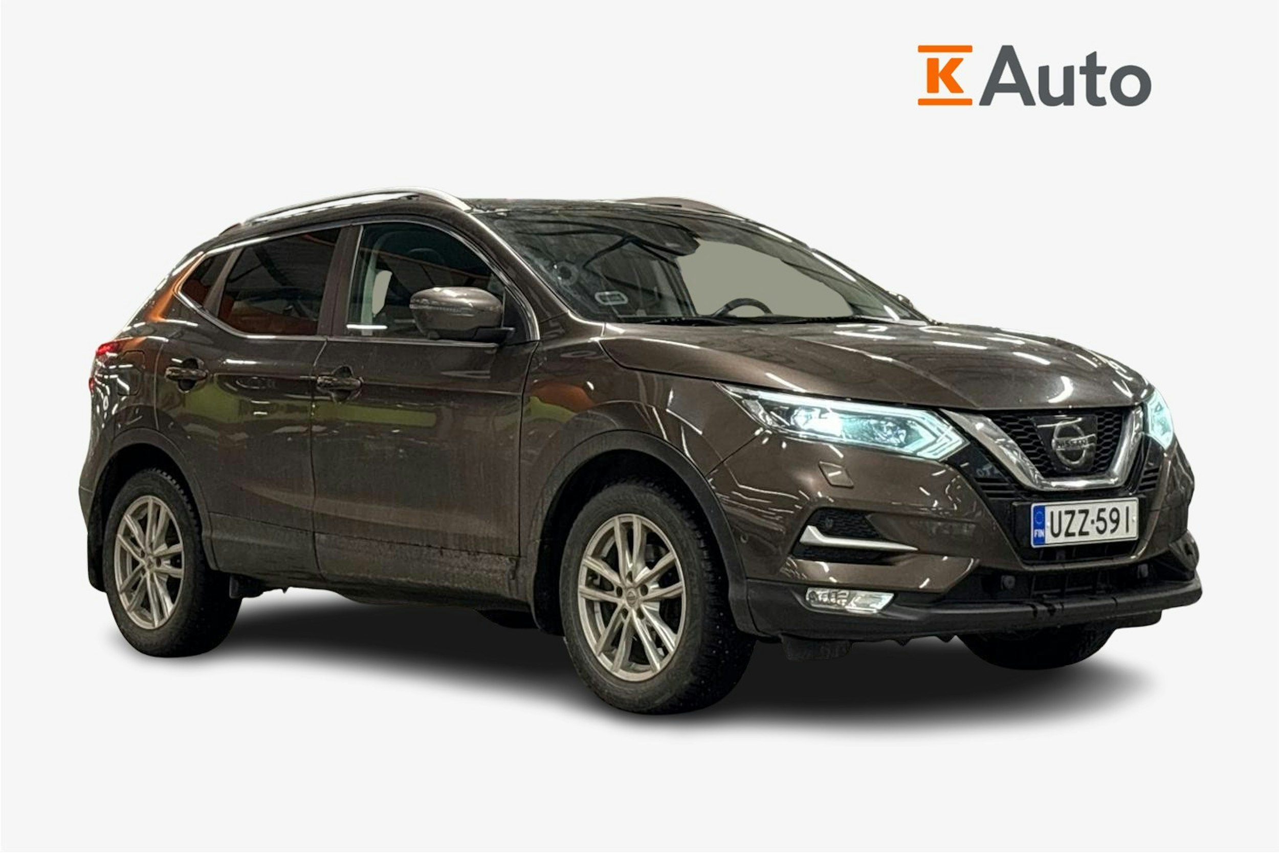ruskea (beige) Nissan Qashqai 2018 kuva 1.