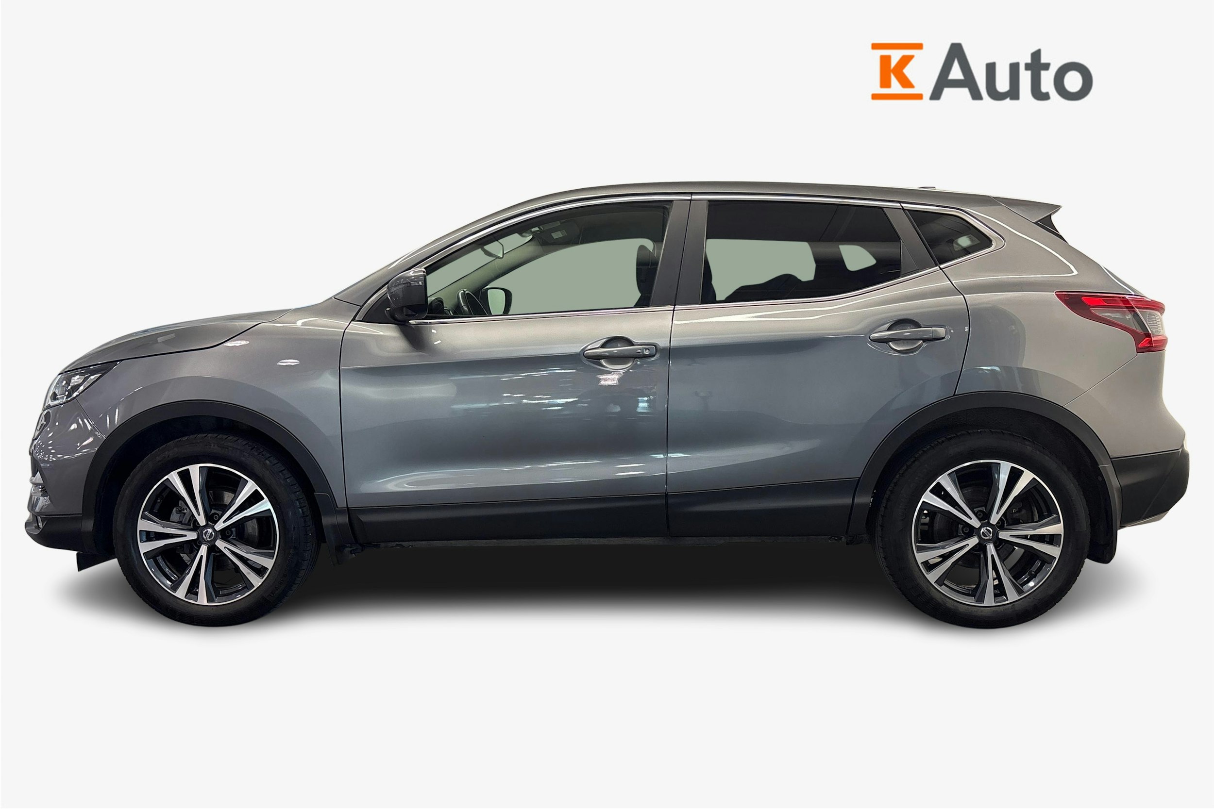 harmaa Nissan Qashqai 2018 kuva 6.