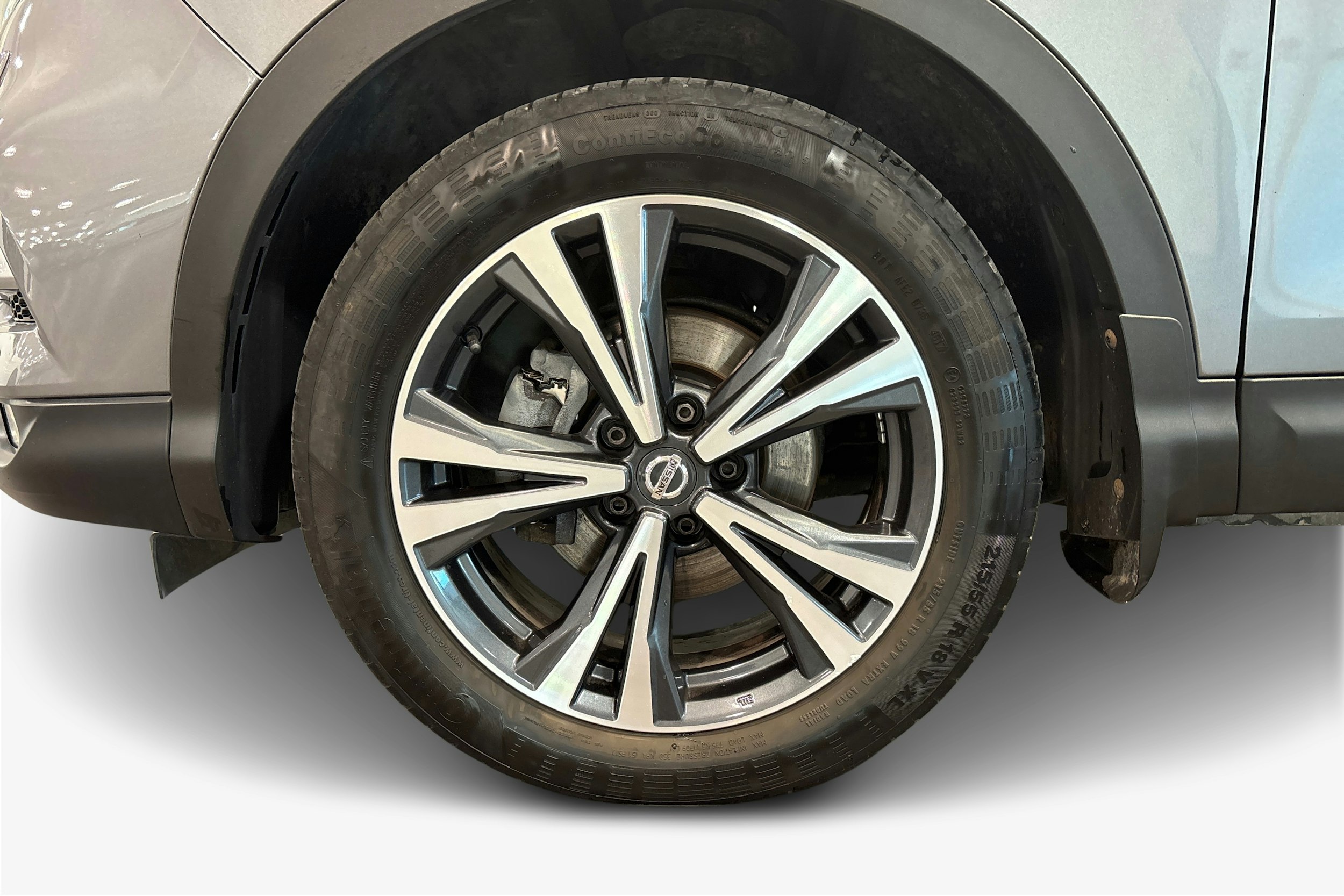 harmaa Nissan Qashqai 2018 kuva 11.