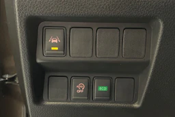 ruskea (beige) Nissan Qashqai 2018 kuva 17.
