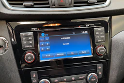 ruskea (beige) Nissan Qashqai 2018 kuva 18.