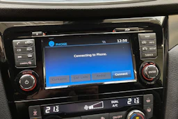 ruskea (beige) Nissan Qashqai 2018 kuva 22.