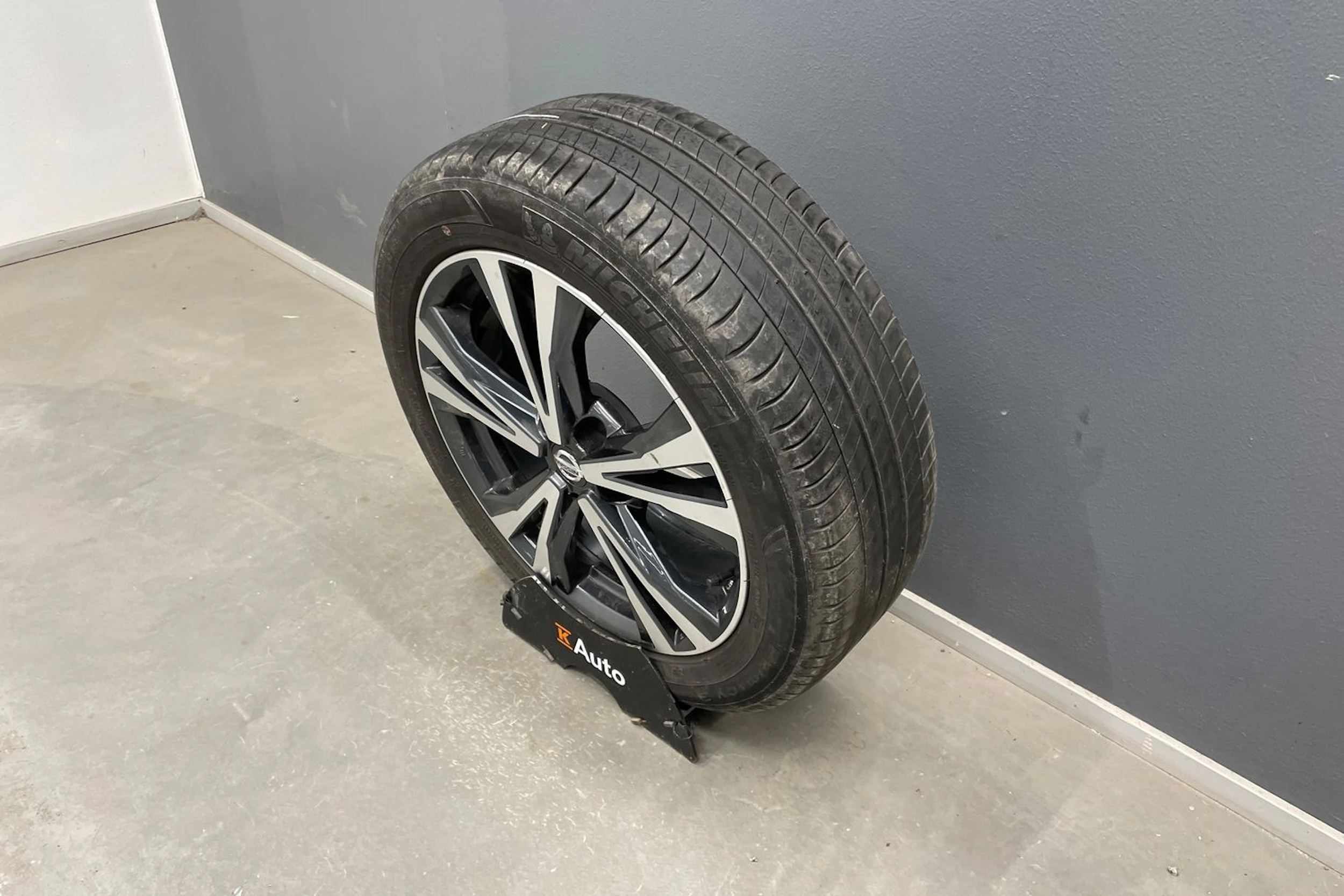 Valkoinen Nissan Qashqai 2018 kuva 11.