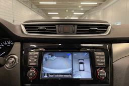 Valkoinen Nissan Qashqai 2018 kuva 17.