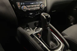 Valkoinen Nissan Qashqai 2018 kuva 19.