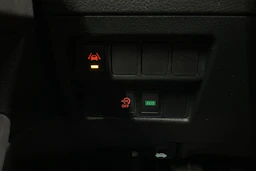 Valkoinen Nissan Qashqai 2018 kuva 21.